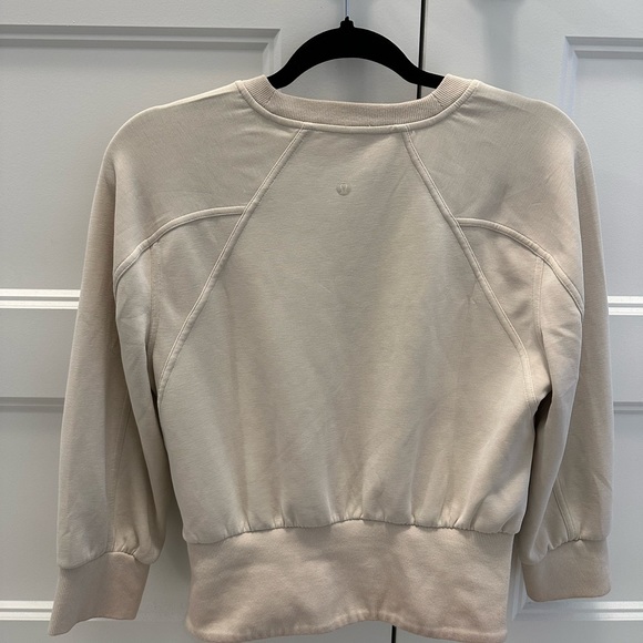 Lululemon Cropped Long-Sleeve - Picture 2 of 4